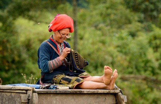 Unlock the treasures of Hanoi Capital, Enjoy Natural Walks, Encounter Locals and Immerse yourselves in the Natural and Cultural Heritage in Halong and Lan Ha Bays