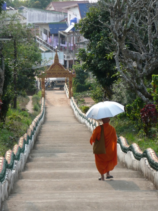 Laos tour and holoday Packages to Explore fascinations destination