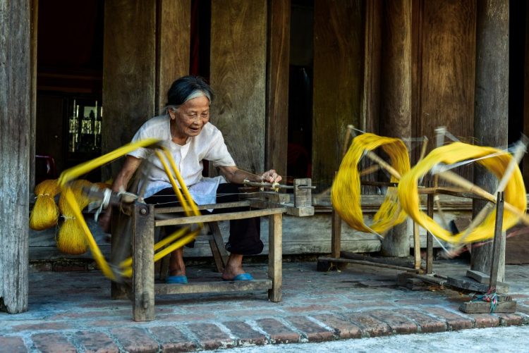 Van Phuc Village – Expedition to Vietnam handicraft