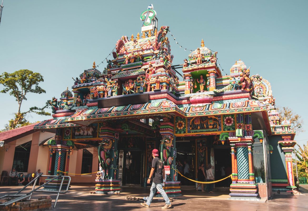 Travel to Malaysia without Worrying about Budget