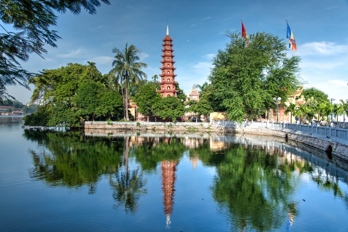 5 must-do things in autumn in Hanoi