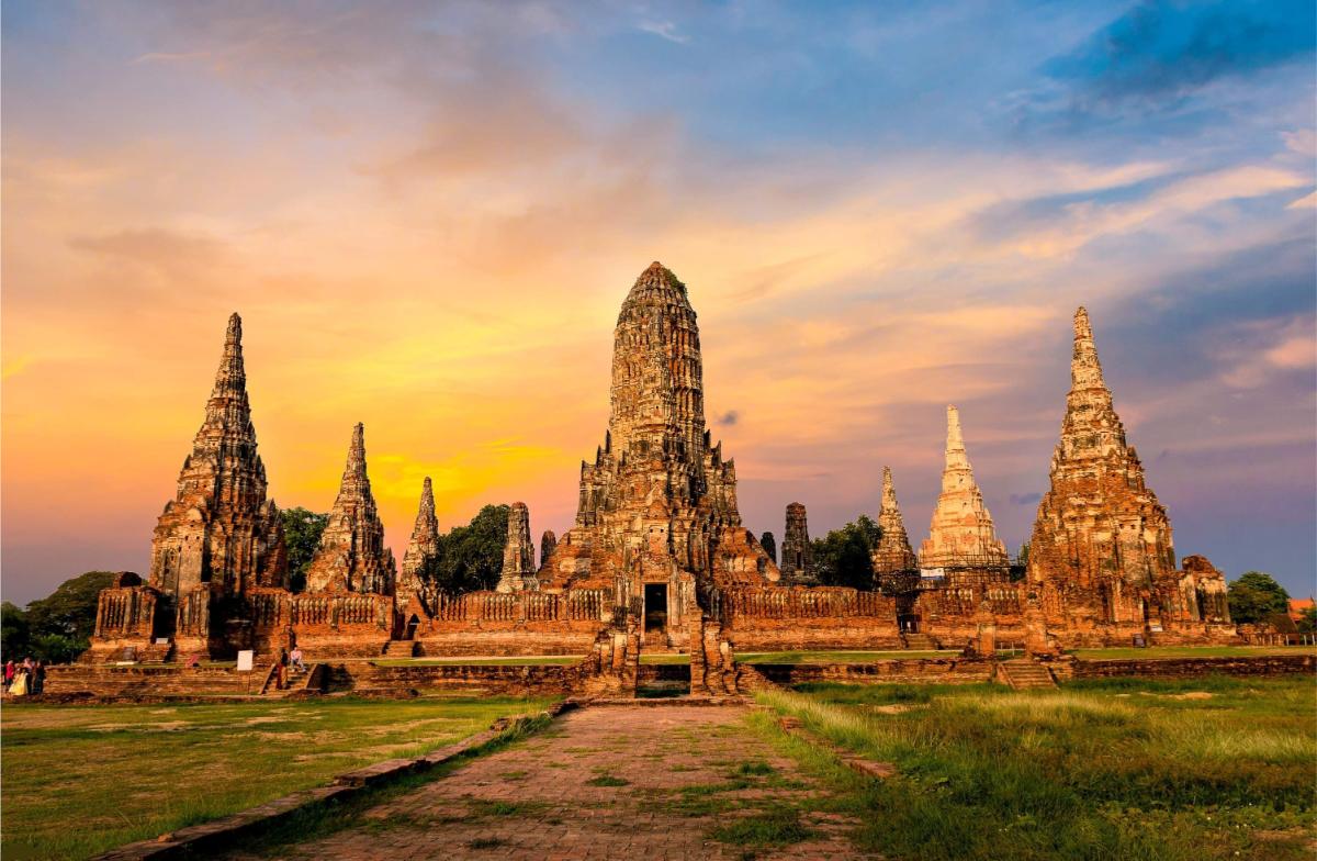 Ayutthaya Historical Park: Uncover the Glorious Past of Thailand